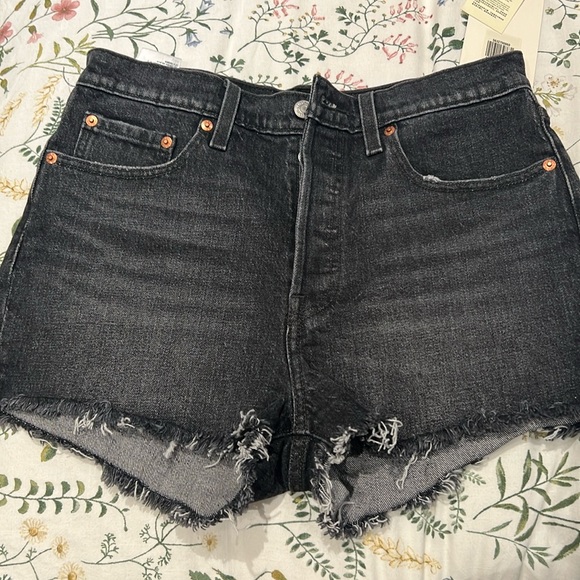 Levi’s 501 - Picture 1 of 2